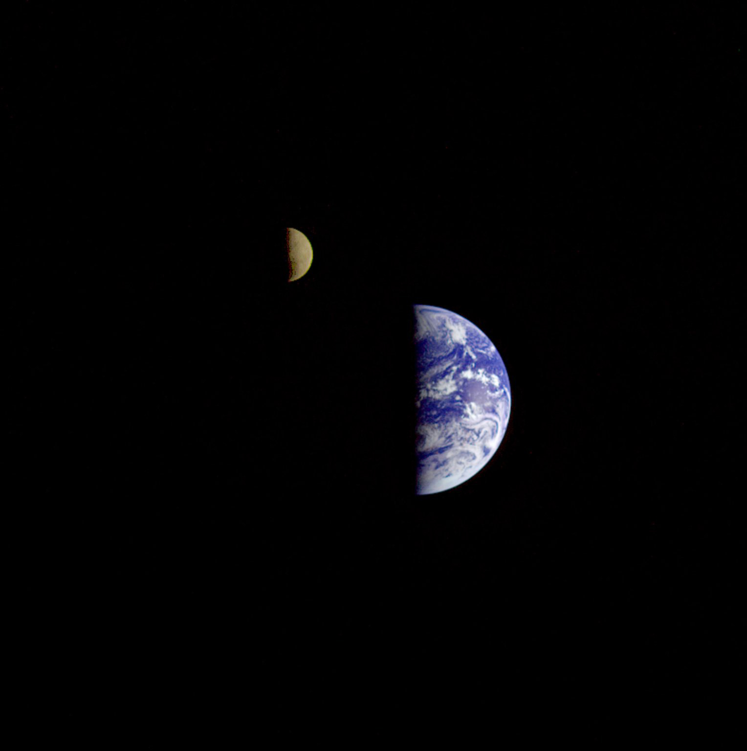 aarde en maan