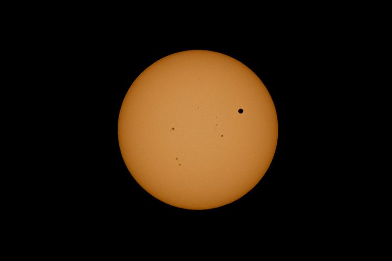 Venus voor de zon